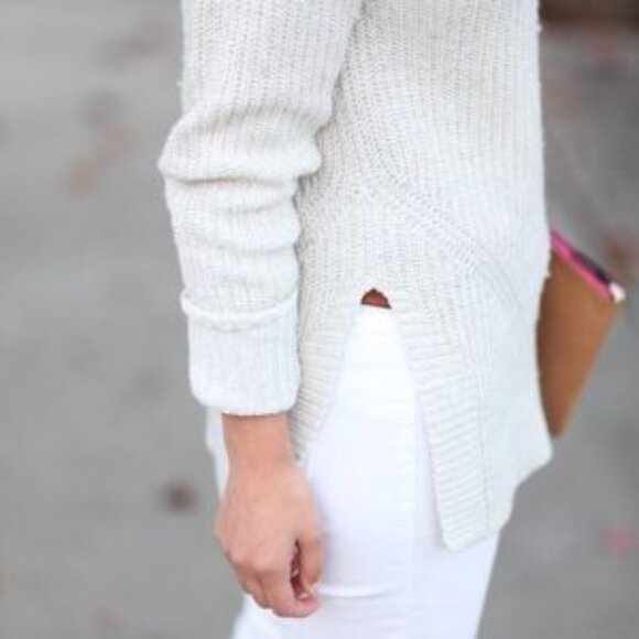 Toms Cream Knit Sweater with Gold Threading Accents Sparkle in Winter Cold - Picture 3 of 10
